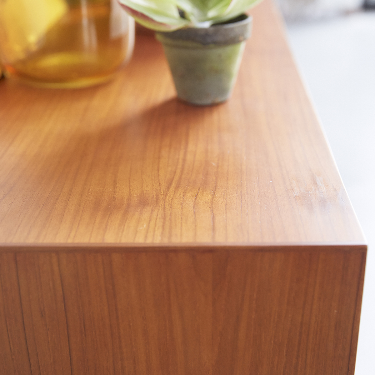 Magda 50’s teak TV Stand 180 cm Magda 50’s teak TV Stand 180 cm