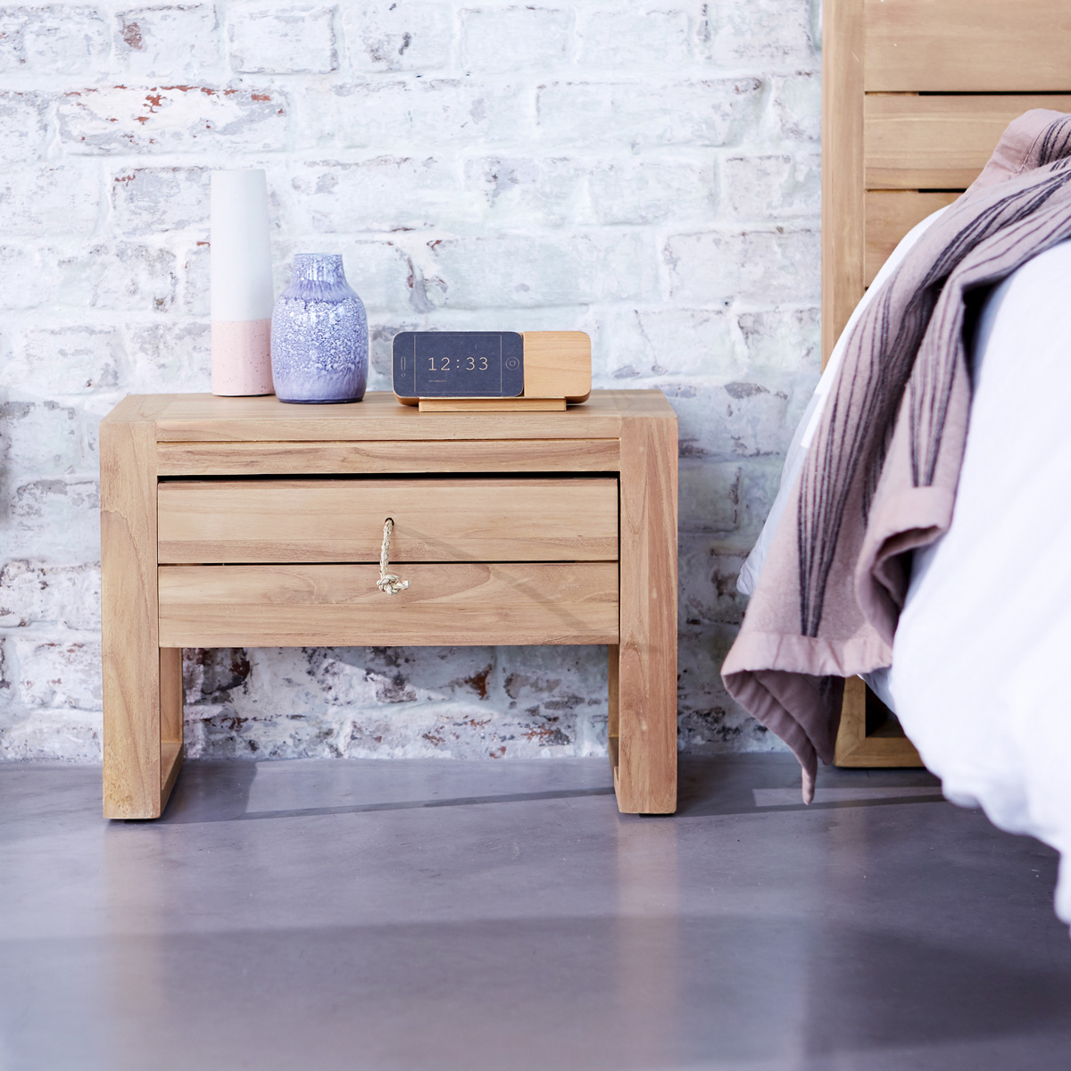 Minimalys solid teak Bedside table Minimalys solid teak Bedside table
