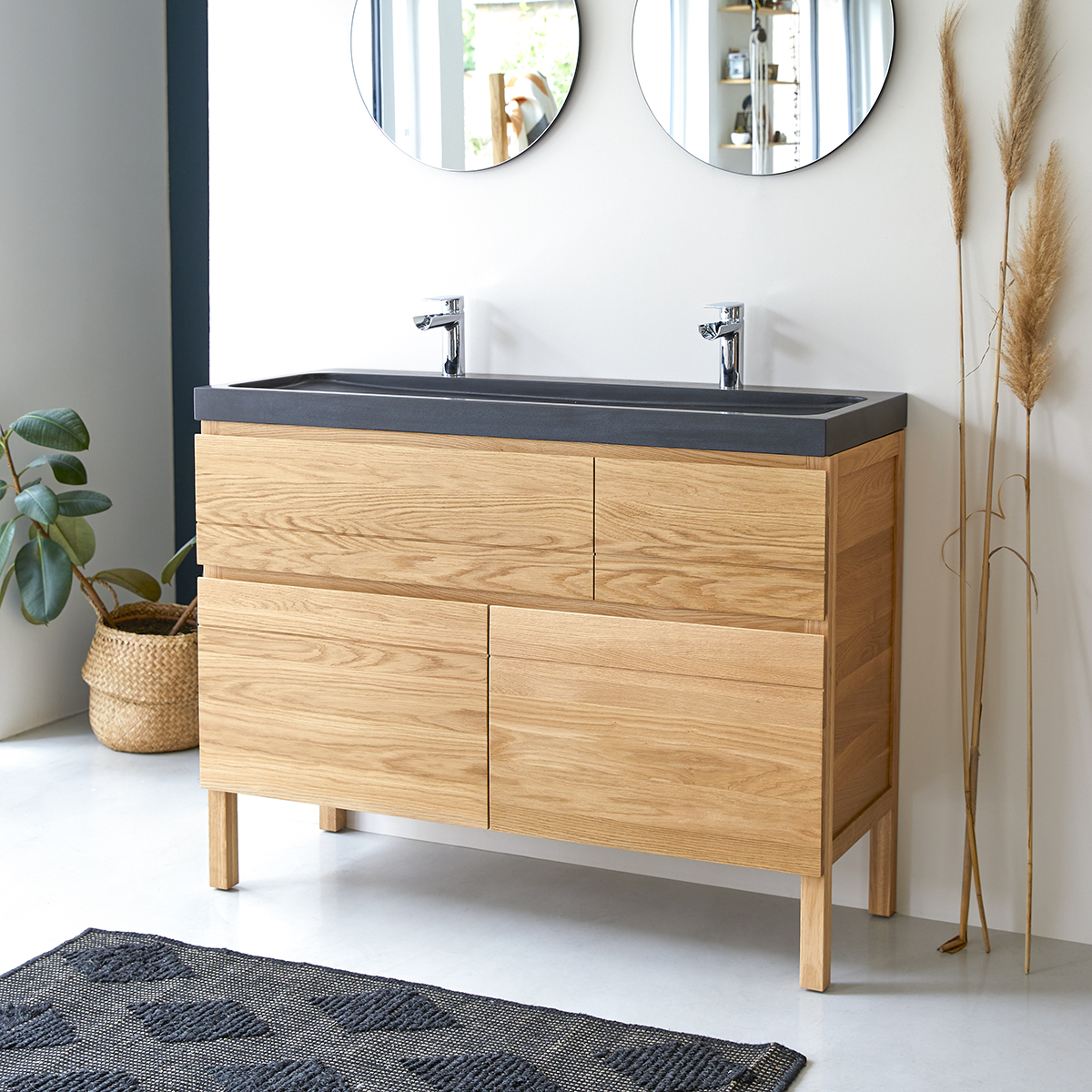 Mobili da bagno in quercia massello con lavabo in pietra lavica Easy 120 Mobili da bagno in quercia massello con lavabo in pietra lavica Easy 120