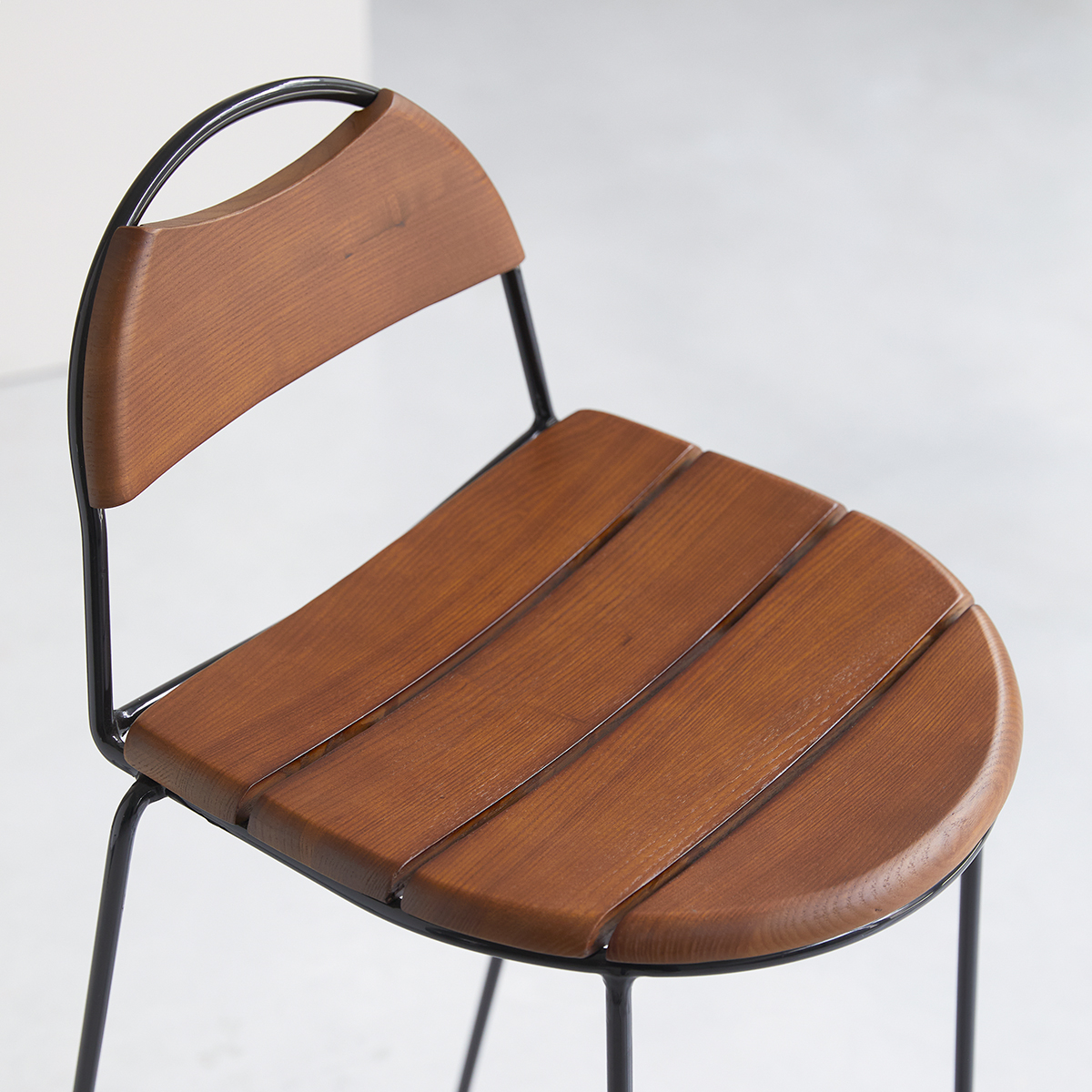 Molly metal and solid ash bar chair Molly metal and solid ash bar chair