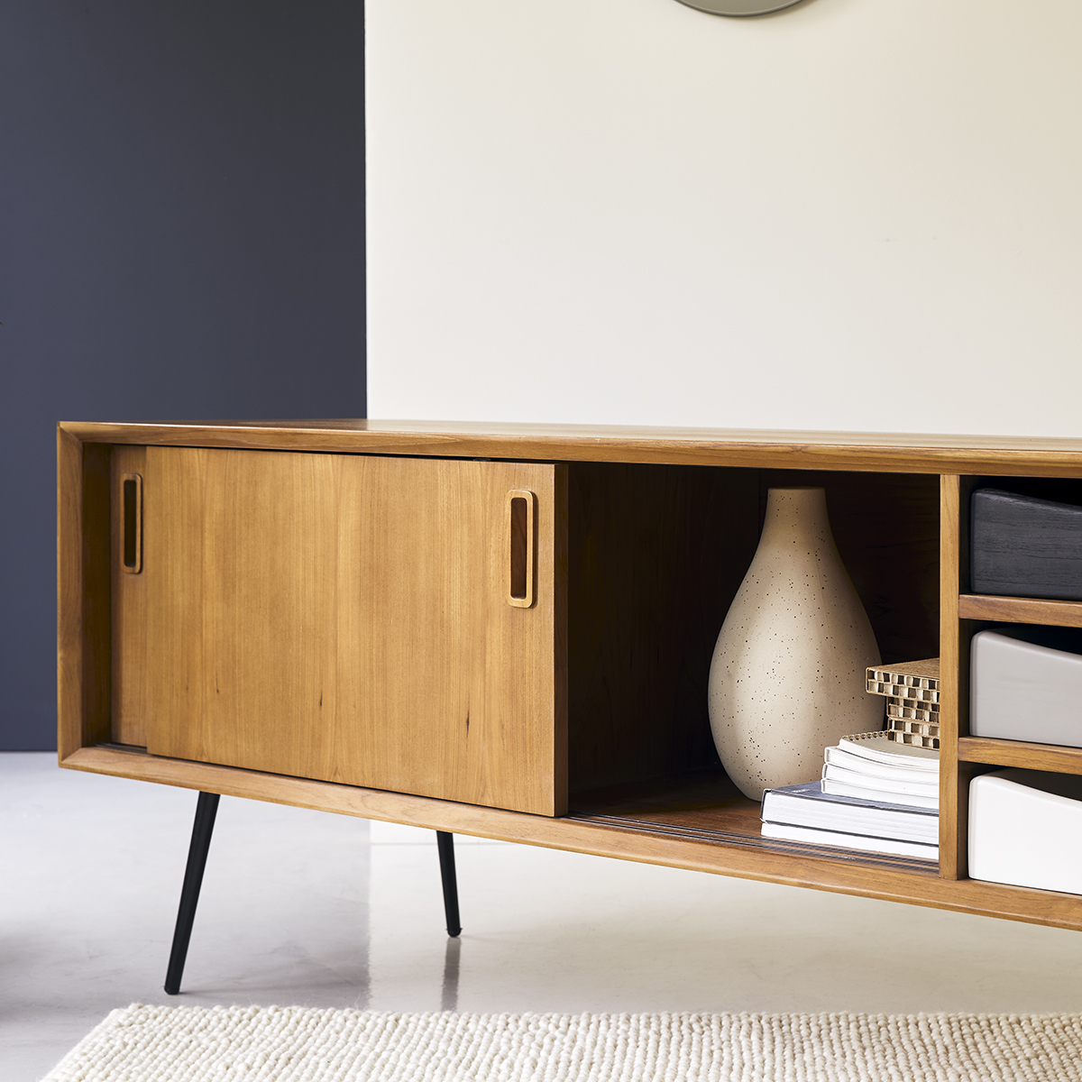 Mueble de TV en teca Ruben 155 cm Mueble de TV en teca Ruben 155 cm