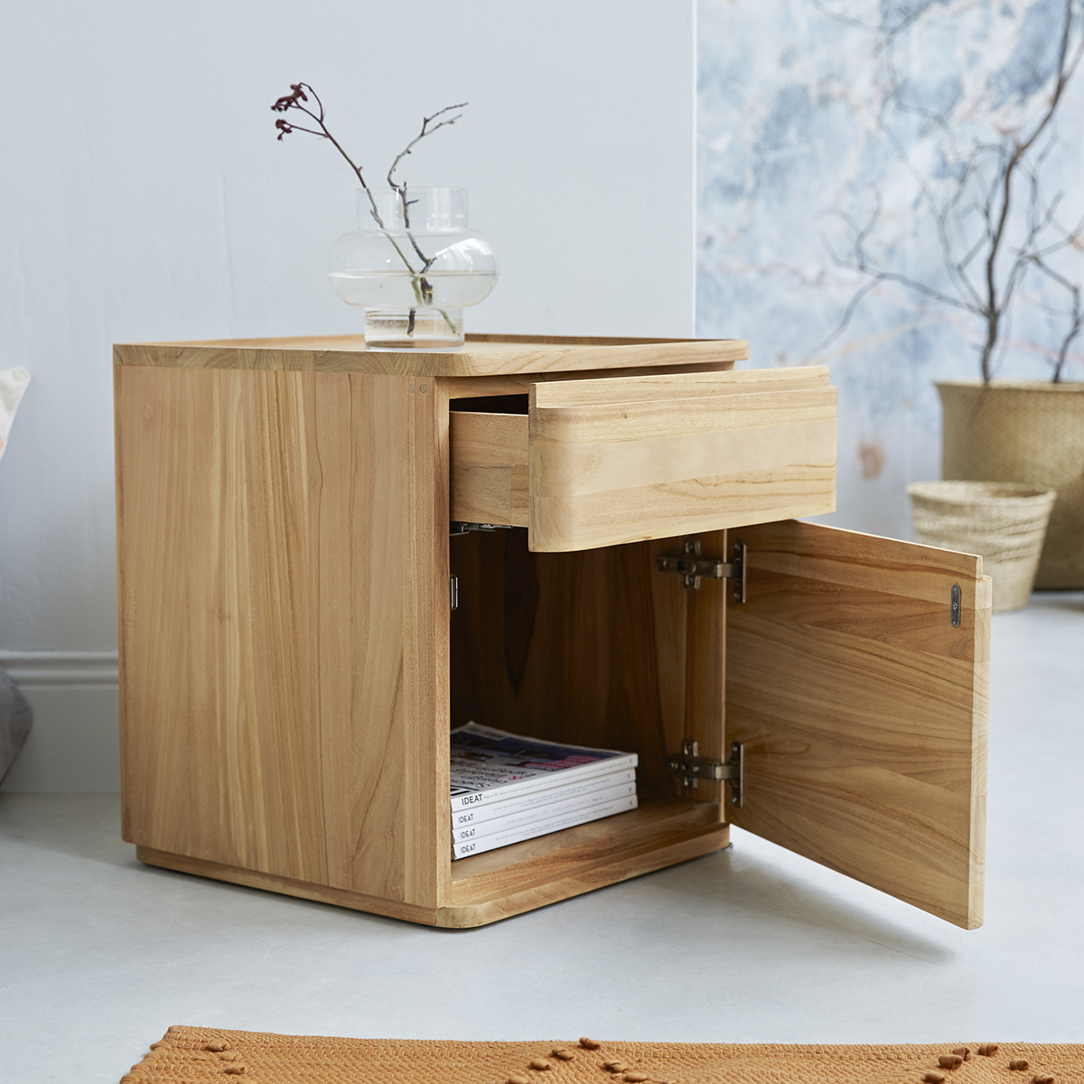 Nino solid teak bedside table Nino solid teak bedside table