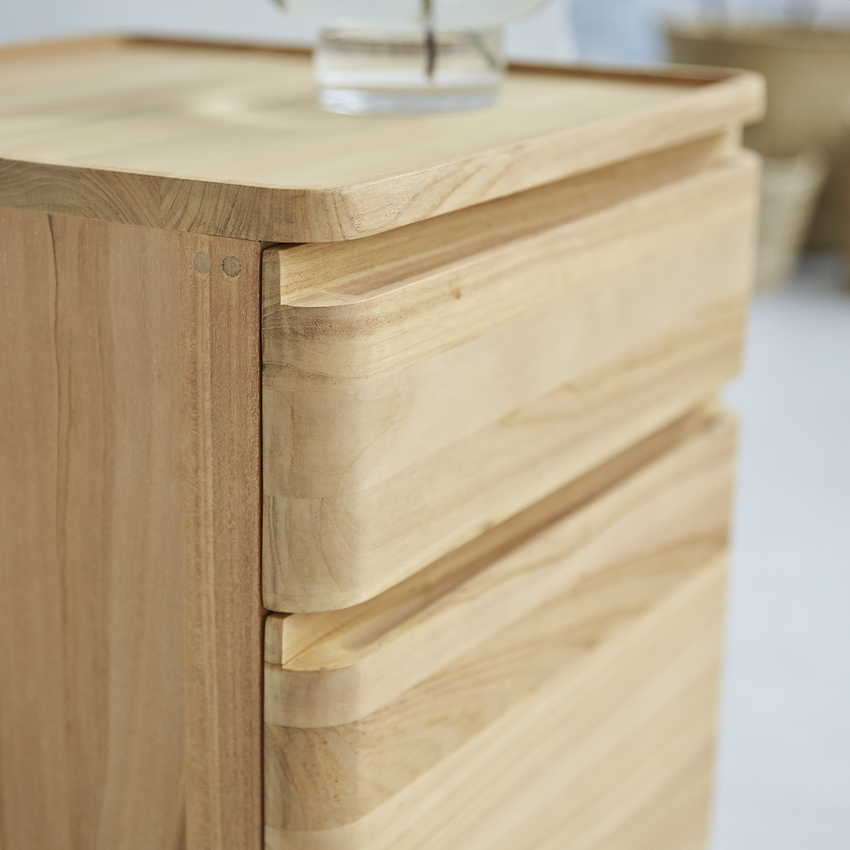 Nino solid teak bedside table Nino solid teak bedside table