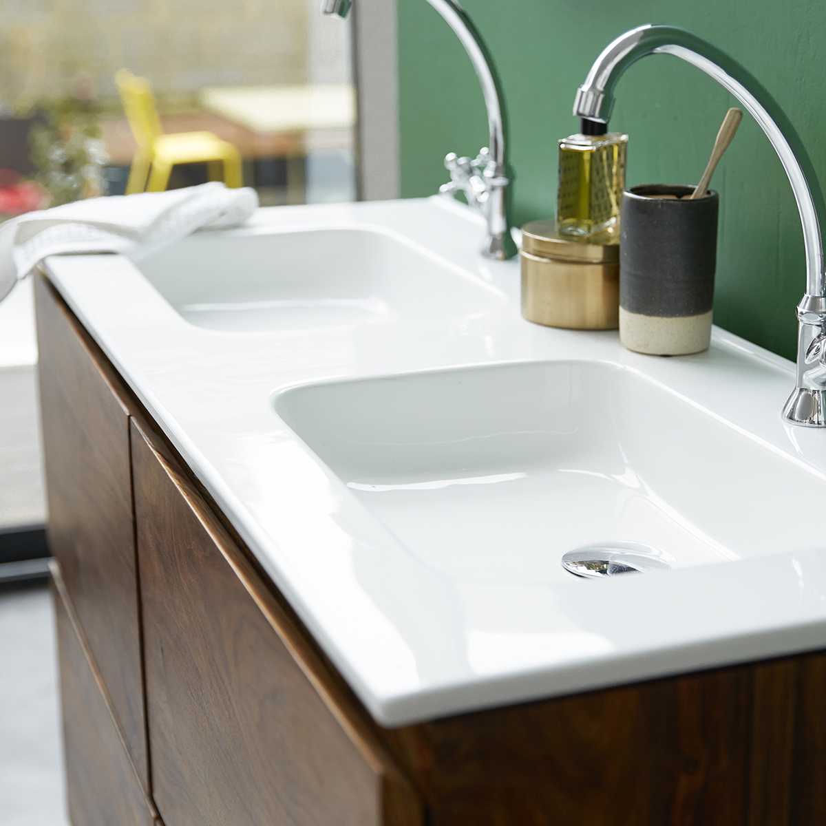 Nova solid sheesham Vanity Cabinet with Ceramic Washbasin 120 Nova solid sheesham Vanity Cabinet with Ceramic Washbasin 120