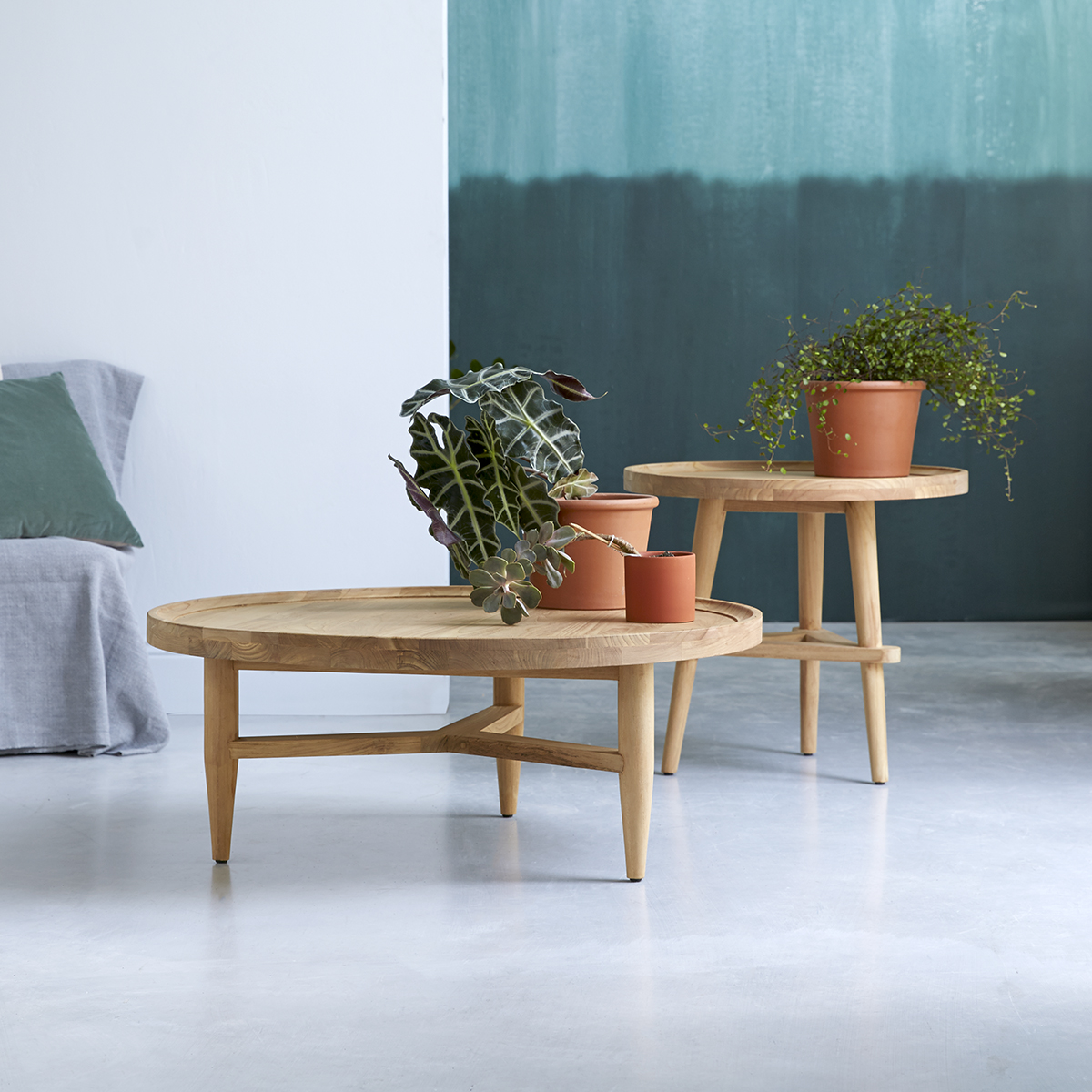 Paola Teak Side Table Paola Teak Side Table