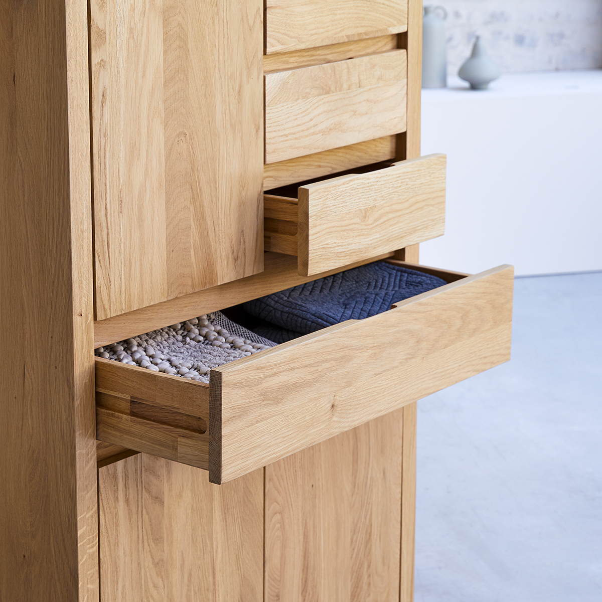 Paulo Oak 80 oak cabinet Paulo Oak 80 oak cabinet