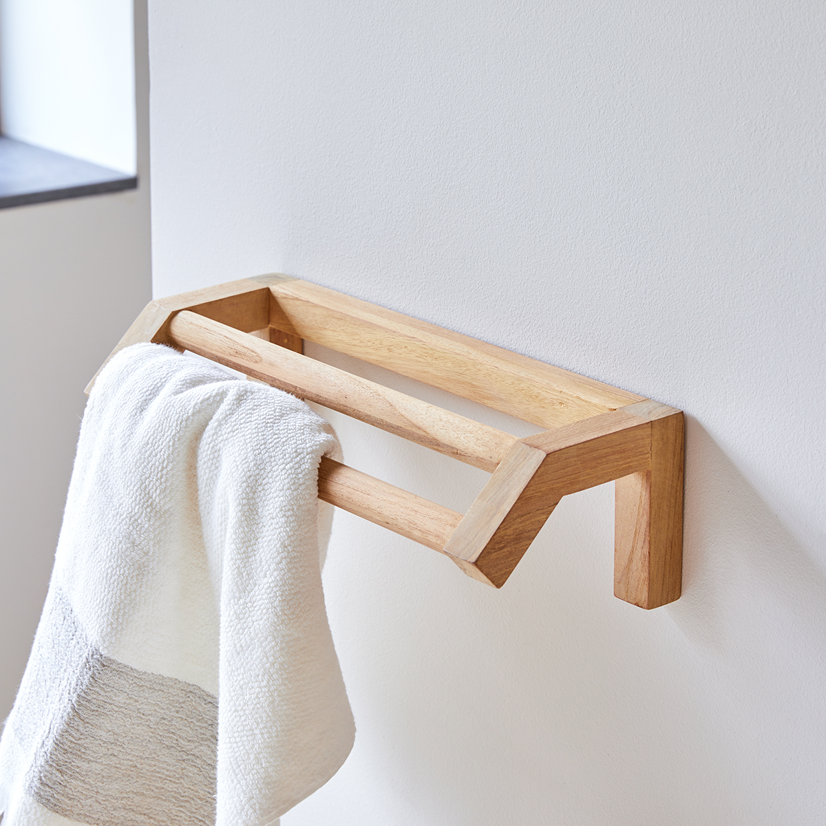 Porte serviette en teck massif Kayu Porte serviette en teck massif Kayu