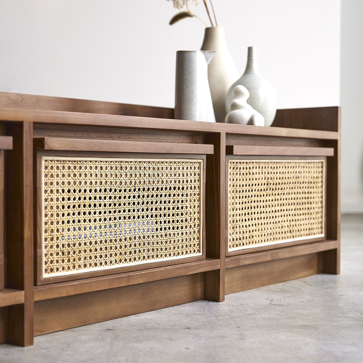 Roots 160 teak and canework TV unit Roots 160 teak and canework TV unit