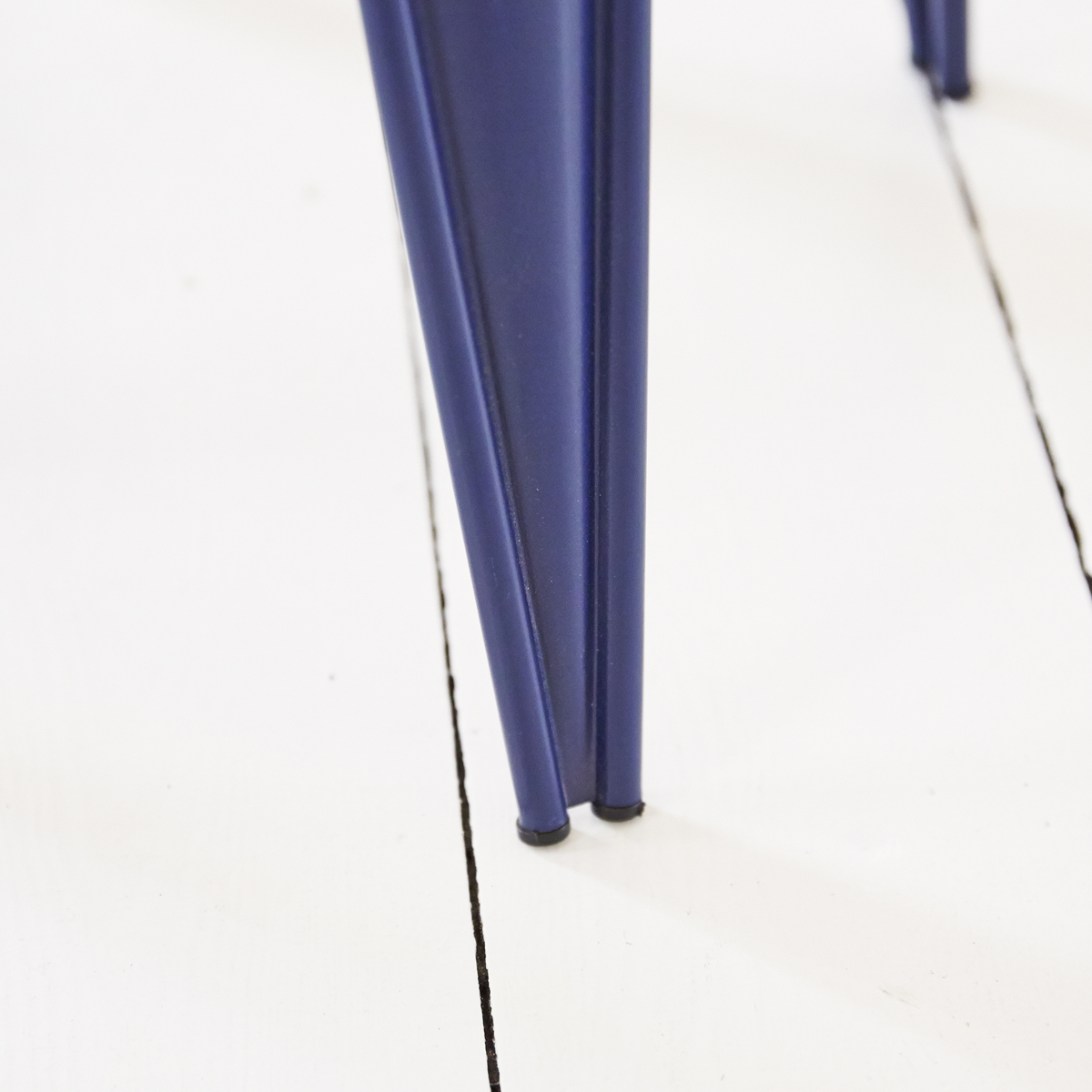 Sam Willow and Metal Stool Navy Sam Willow and Metal Stool Navy