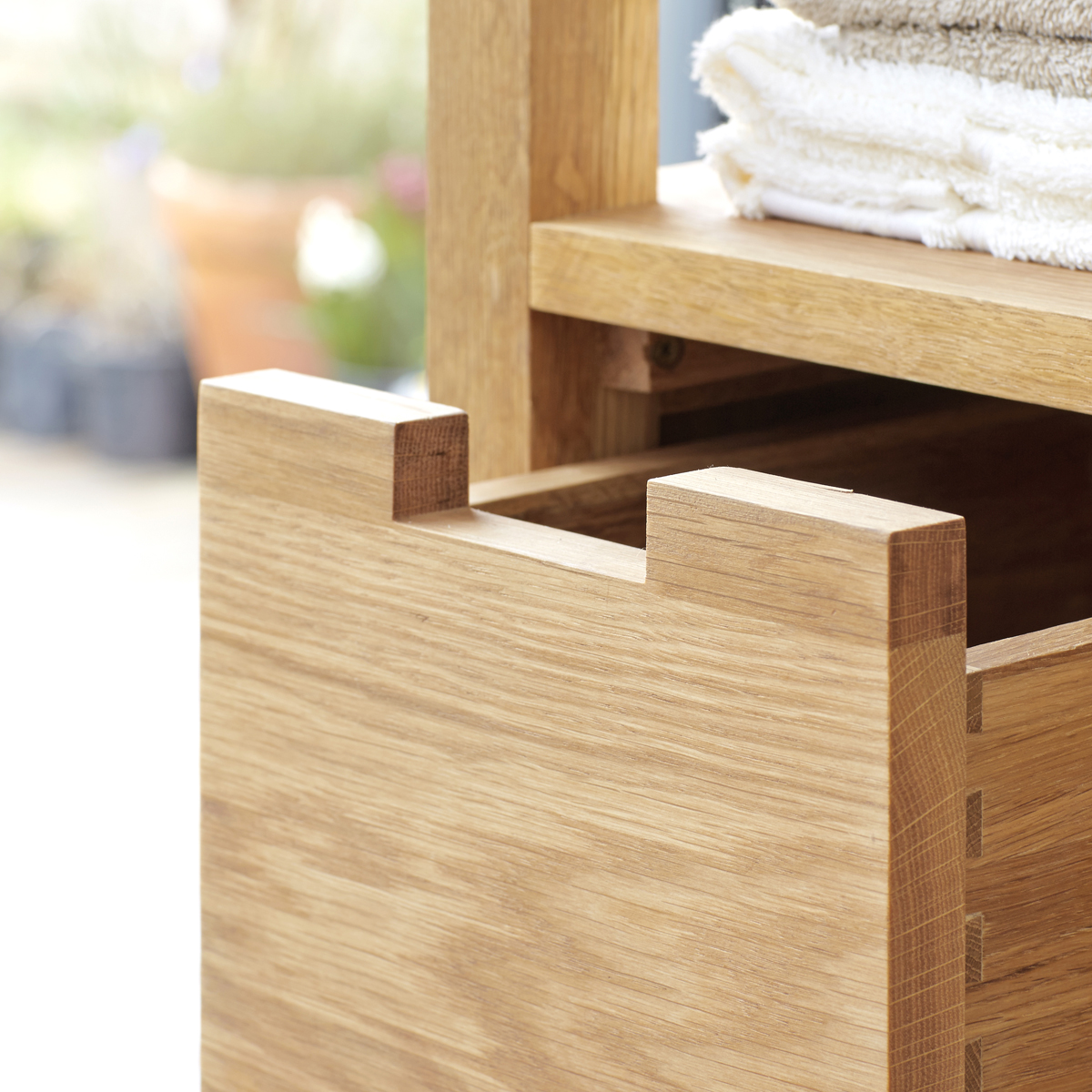 Serena solid oak Column 30 Serena solid oak Column 30
