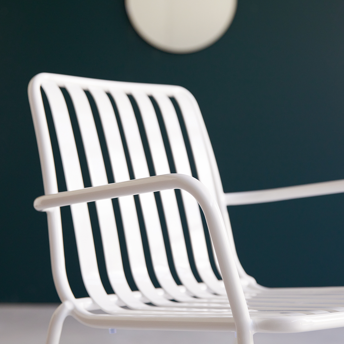 Sillón de metal Gaby white Sillón de metal Gaby white