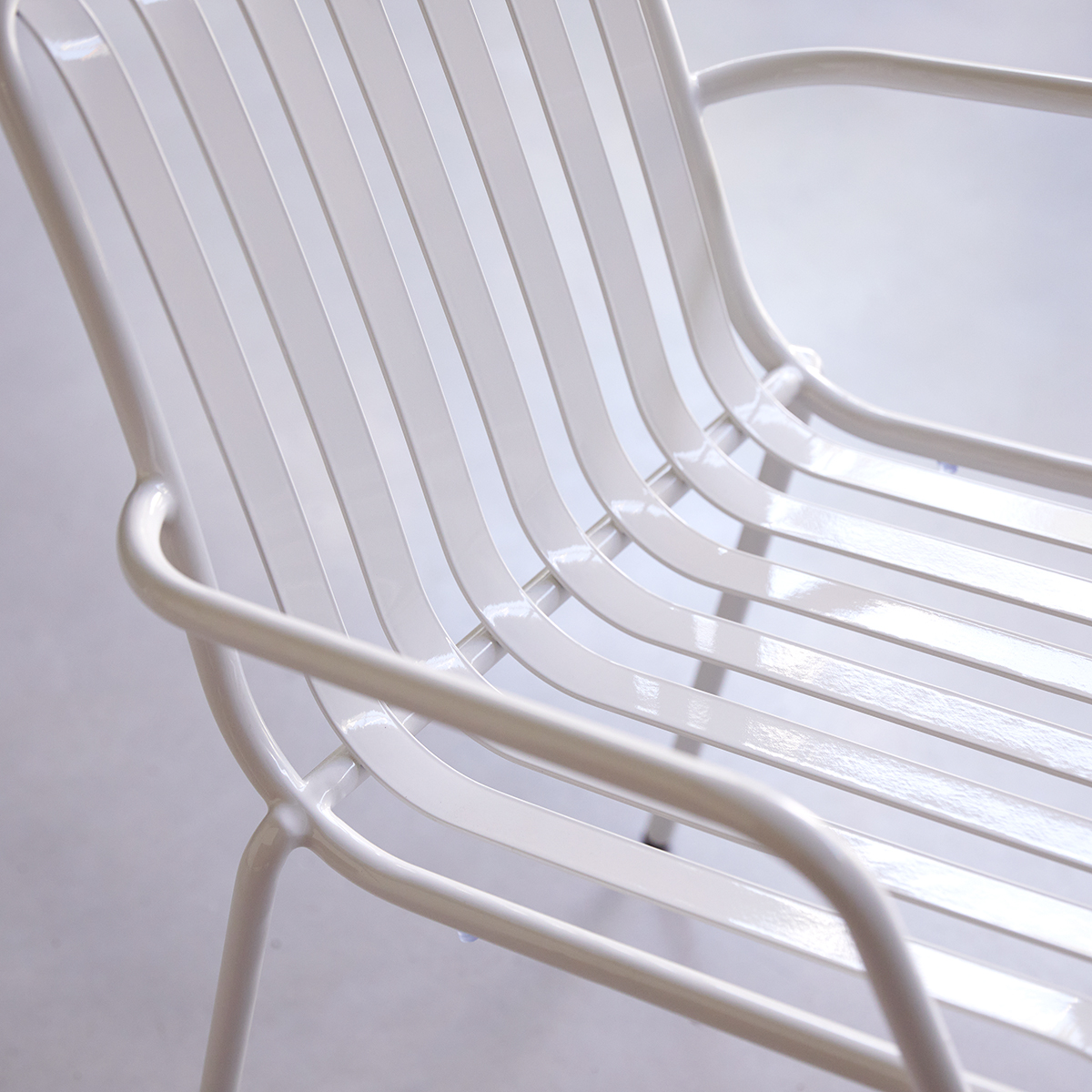 Sillón de metal Gaby white Sillón de metal Gaby white