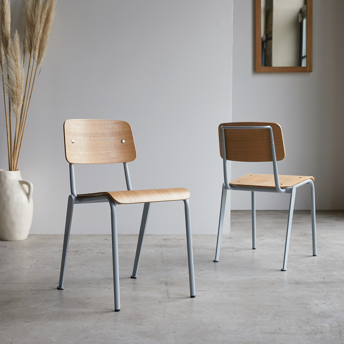 Silla de metal y fresno Mio grey Silla de metal y fresno Mio grey
