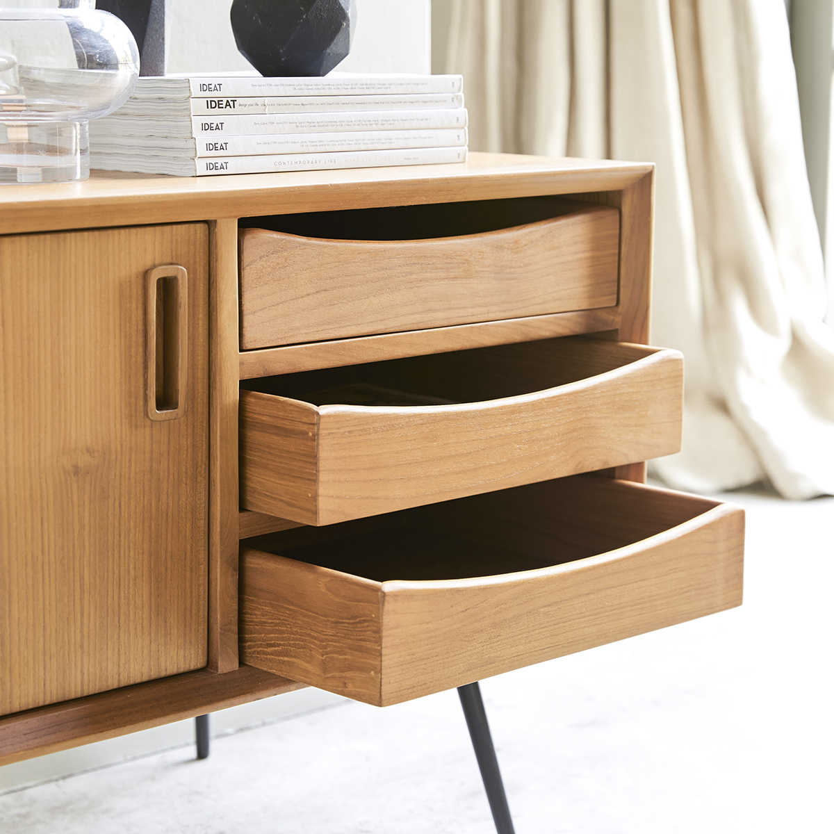 Simen teak TV Stand 155 cm Simen teak TV Stand 155 cm