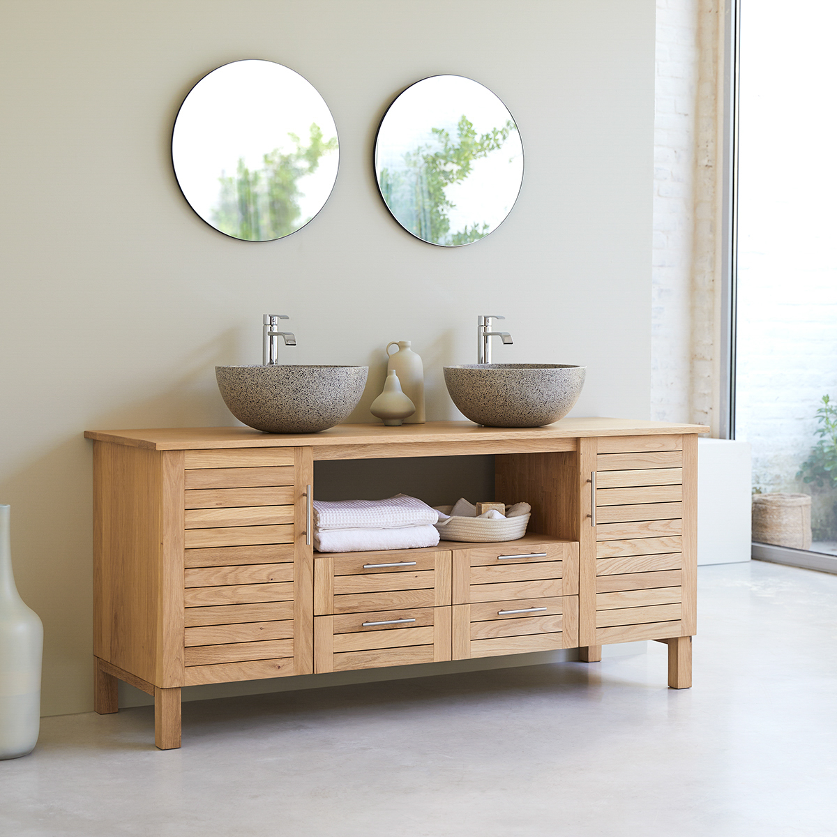 Soho 165 solid oak bathroom unit Soho 165 solid oak bathroom unit