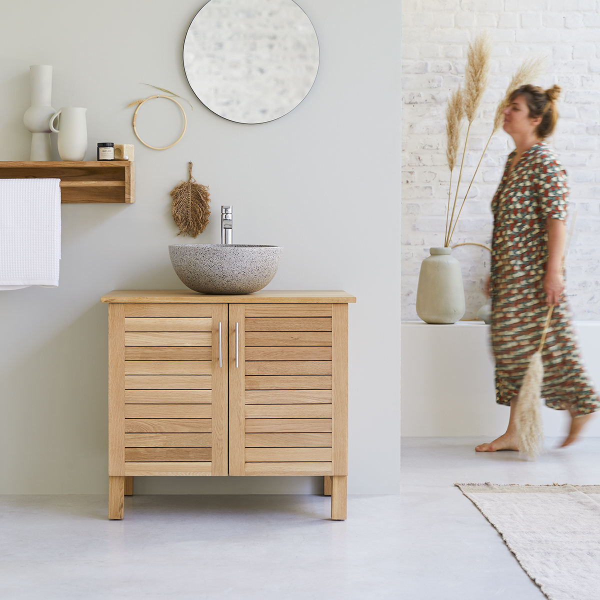 Soho 85 solid oak bathroom unit Soho 85 solid oak bathroom unit