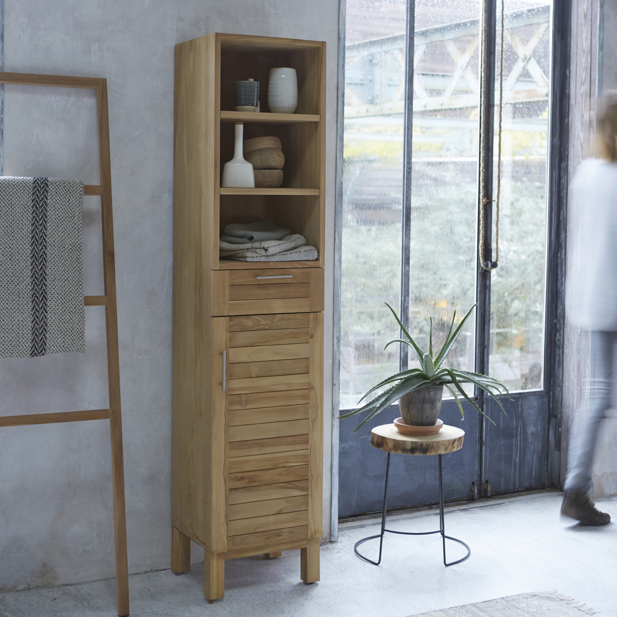 Soho solid teak Column 180 Soho solid teak Column 180