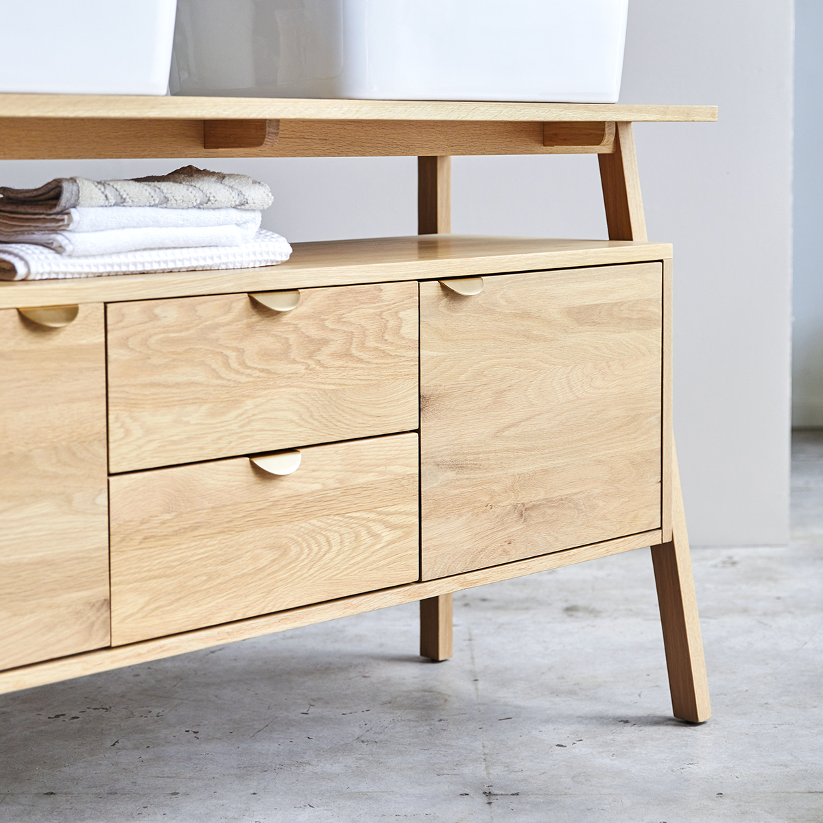 solid oak vanity unit 140 Pola solid oak vanity unit 140 Pola