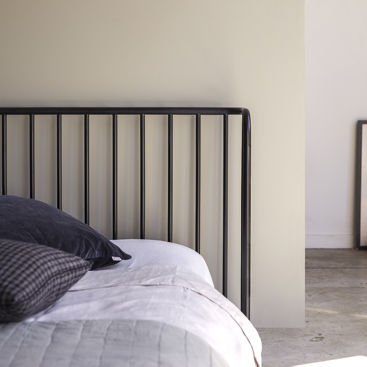 Tête de lit en métal 180 cm Livio Tête de lit en métal 180 cm Livio