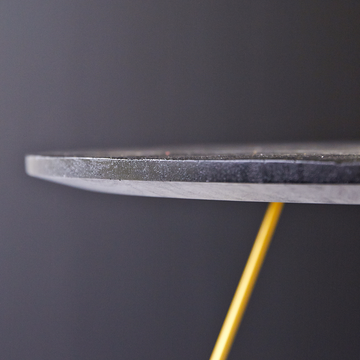 Table basse en manguier massif Liv Table basse en manguier massif Liv