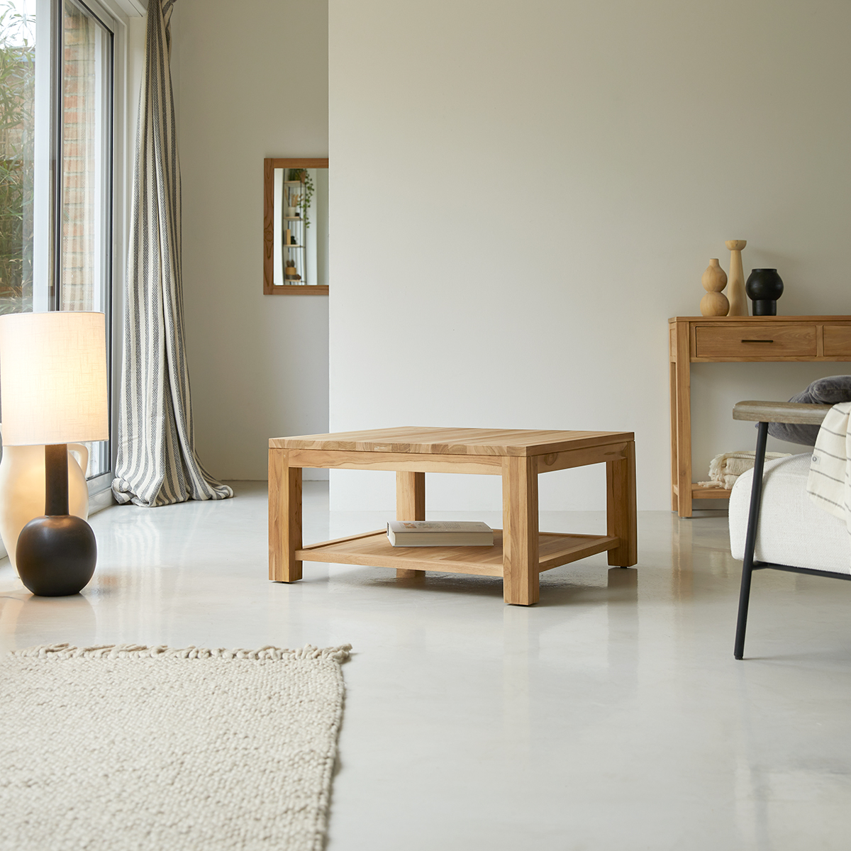 Table basse en teck 80x80 Eve Table basse en teck 80x80 Eve