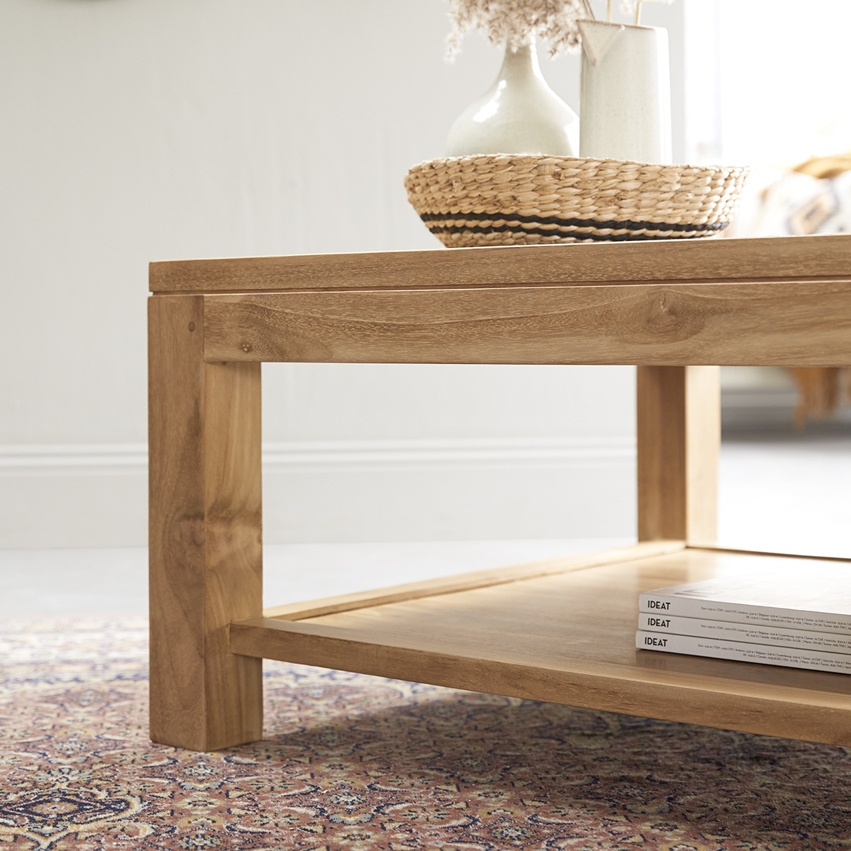Table basse en teck 80x80 Eve Table basse en teck 80x80 Eve
