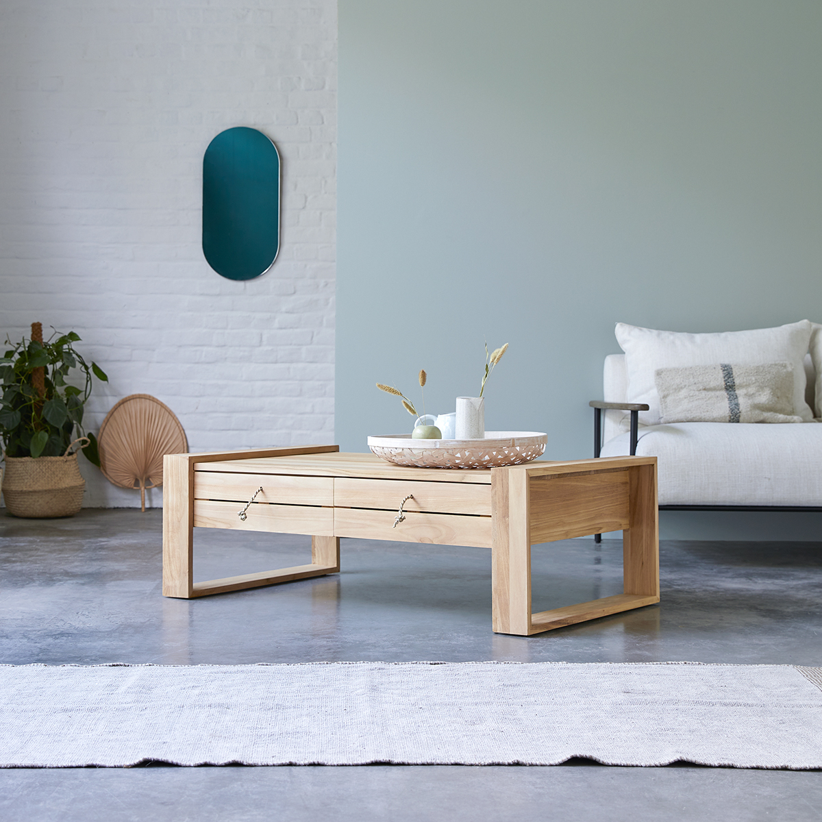 Table basse en teck massif Minimalys Table basse en teck massif Minimalys