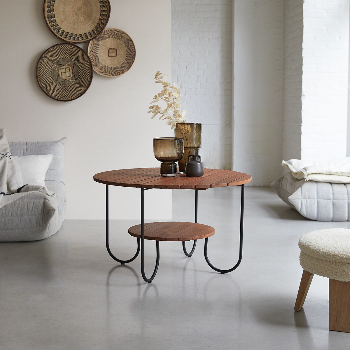 Table basse lattée en teck massif Key Wood Table basse lattée en teck massif Key Wood