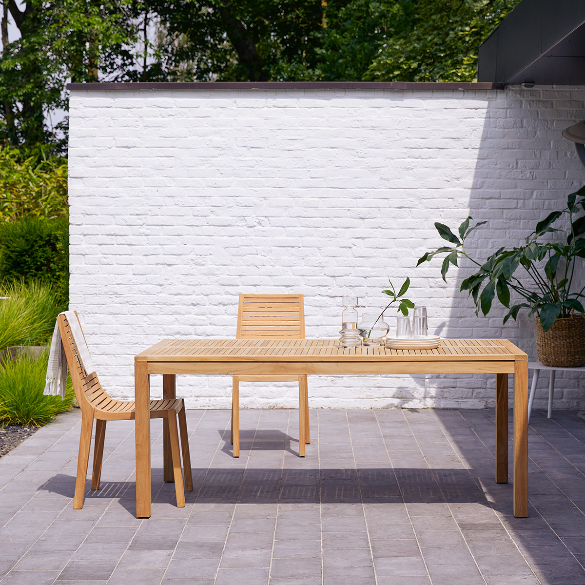 Table de jardin en teck massif 180 Teo Table de jardin en teck massif 180 Teo