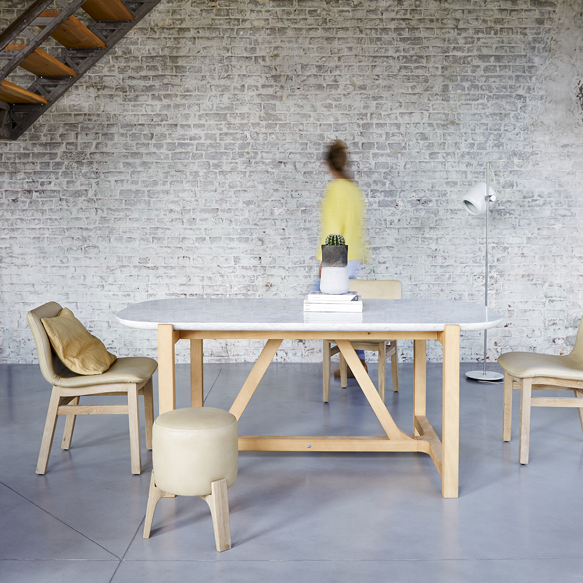 Table Stoneleaf en chêne massif et marbre 180x95 Table Stoneleaf en chêne massif et marbre 180x95