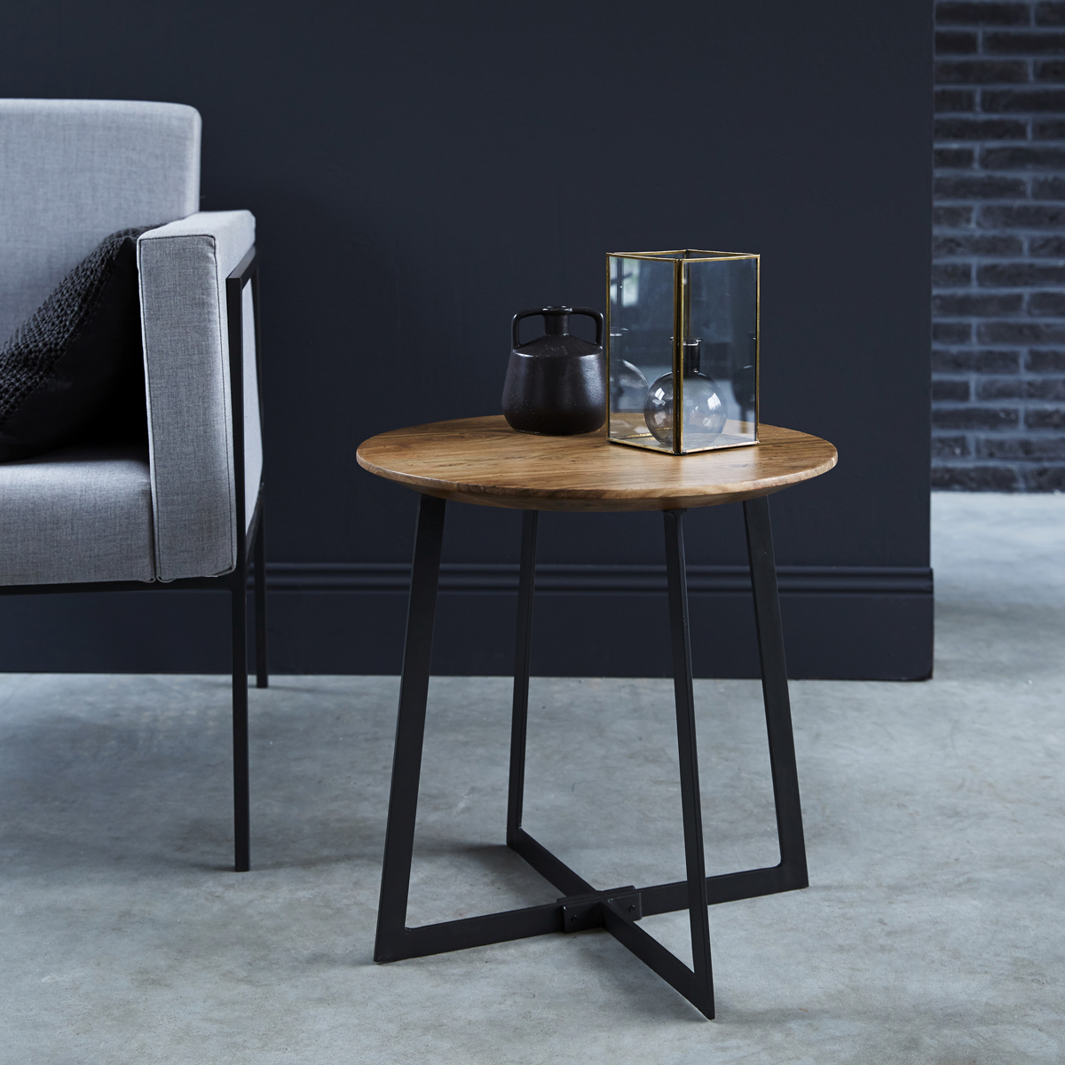 Temis solid acacia Side Table 45 Temis solid acacia Side Table 45