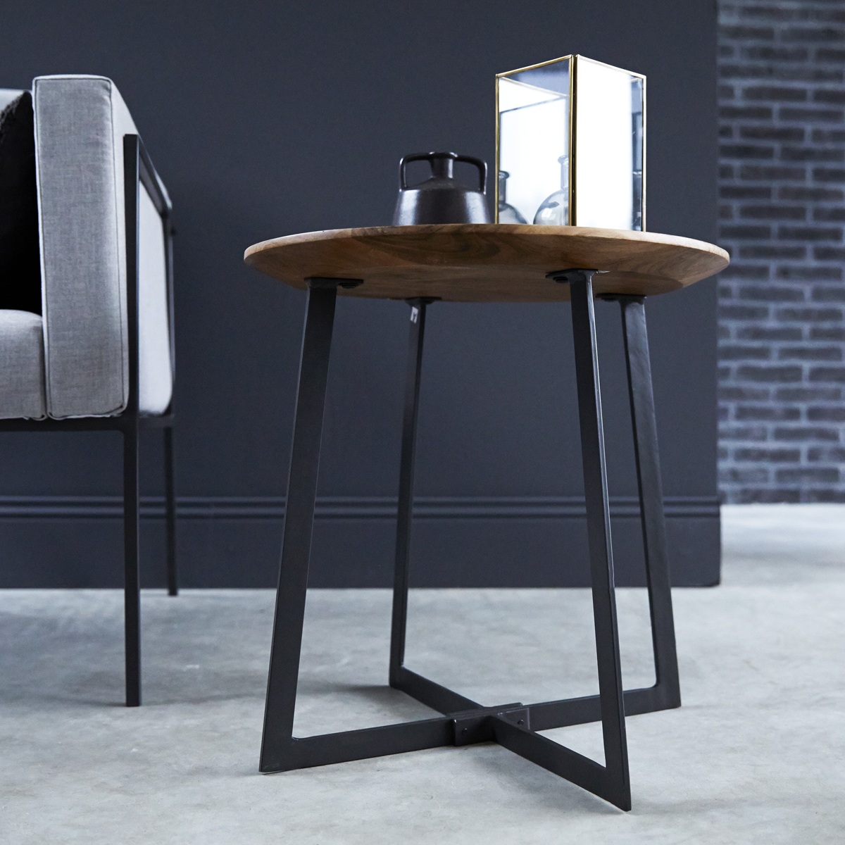 Temis solid acacia Side Table 45 Temis solid acacia Side Table 45