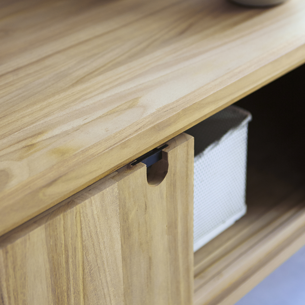 TV Schrank aus massivem Teakholz Jonàk 140 cm TV Schrank aus massivem Teakholz Jonàk 140 cm