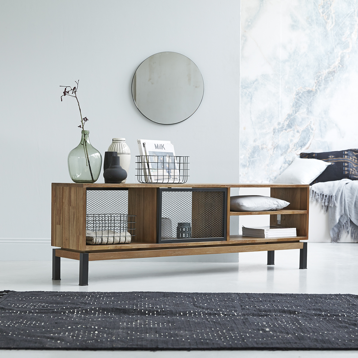 TV Schrank aus massivem Teakholz und Metall Bebop black 170 cm TV Schrank aus massivem Teakholz und Metall Bebop black 170 cm