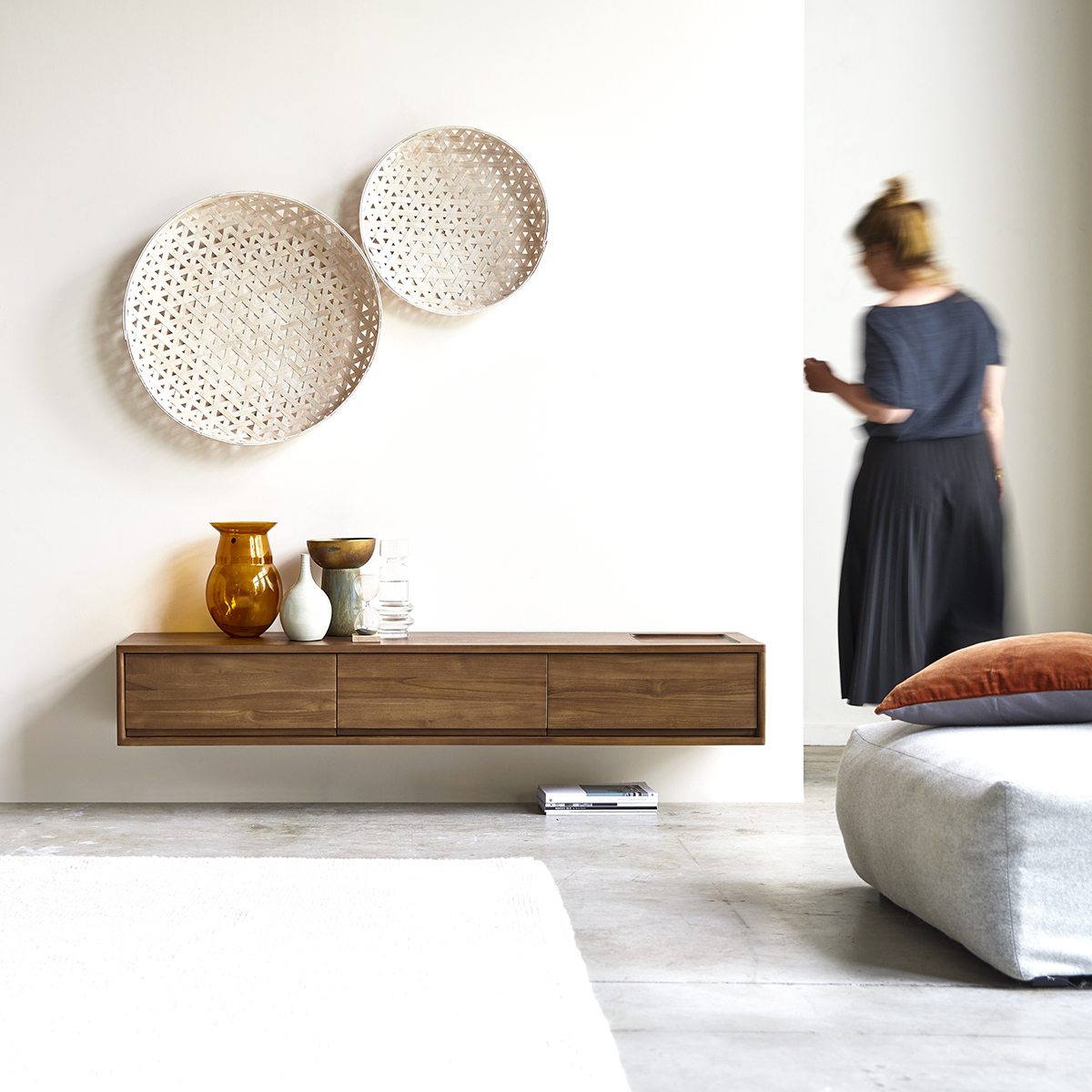 TV-Wandregal 160 Circa aus Teak 3 Schubladen TV-Wandregal 160 Circa aus Teak 3 Schubladen