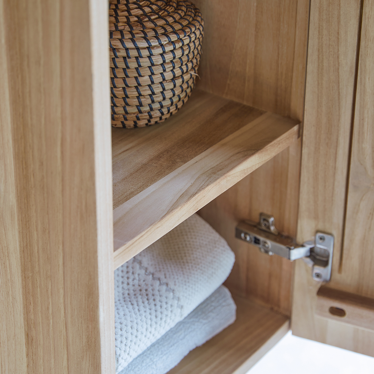 Typo solid teak Column 35 Typo solid teak Column 35