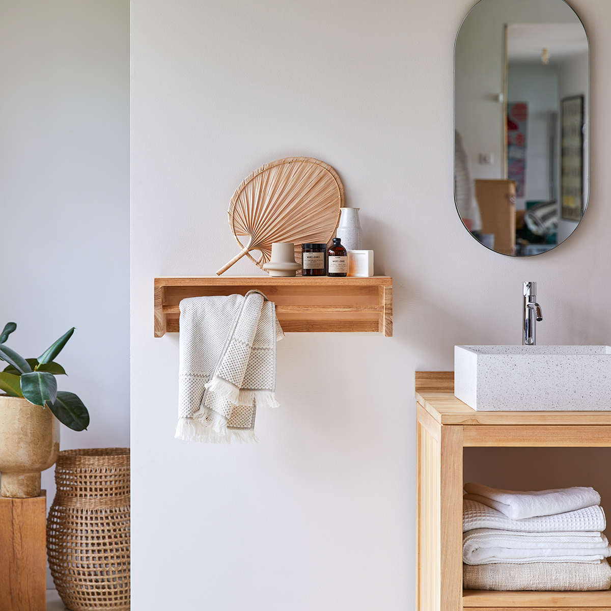 Ugo solid teak Towel Hanger 60 Ugo solid teak Towel Hanger 60