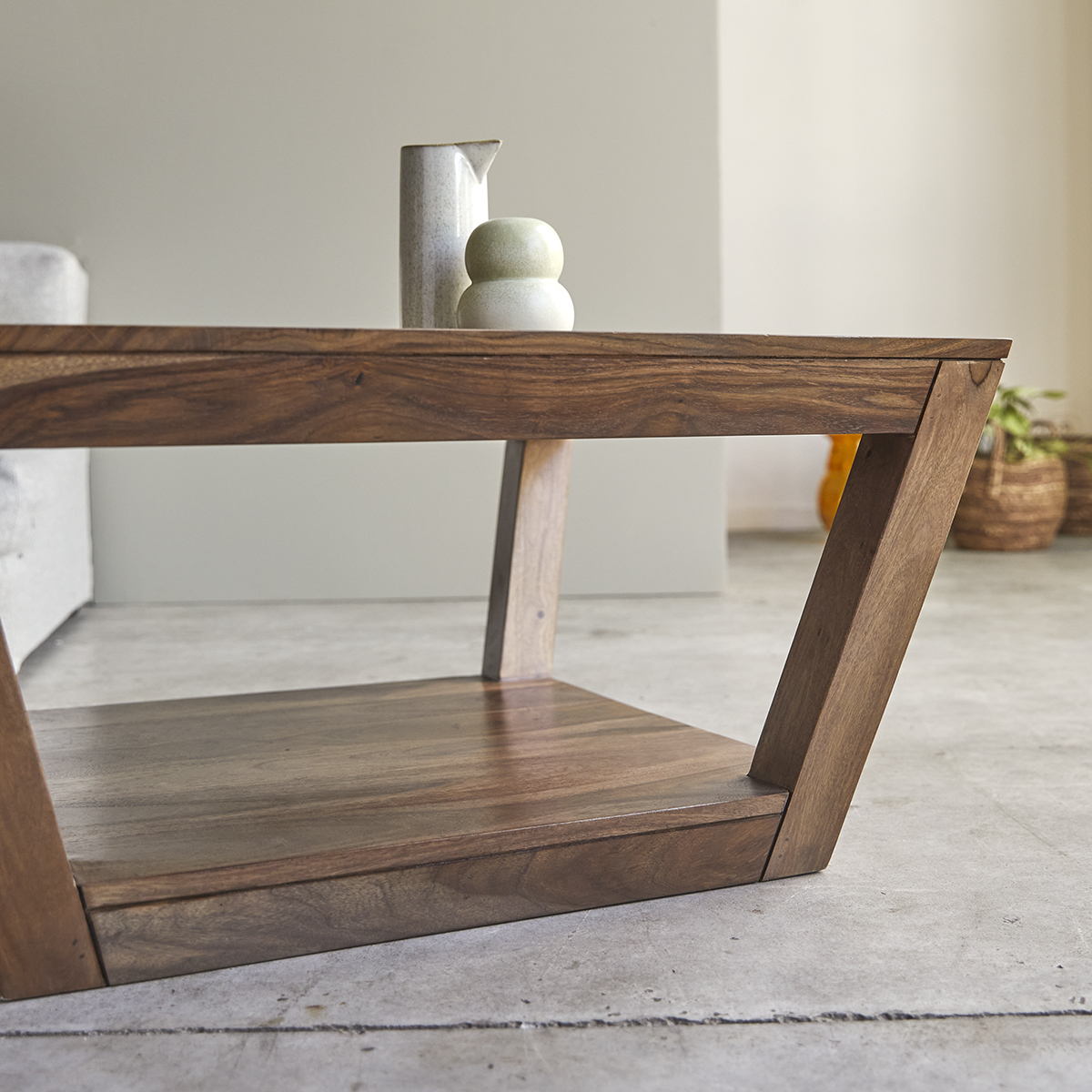 Villa solid sheesham Coffee Table Villa solid sheesham Coffee Table