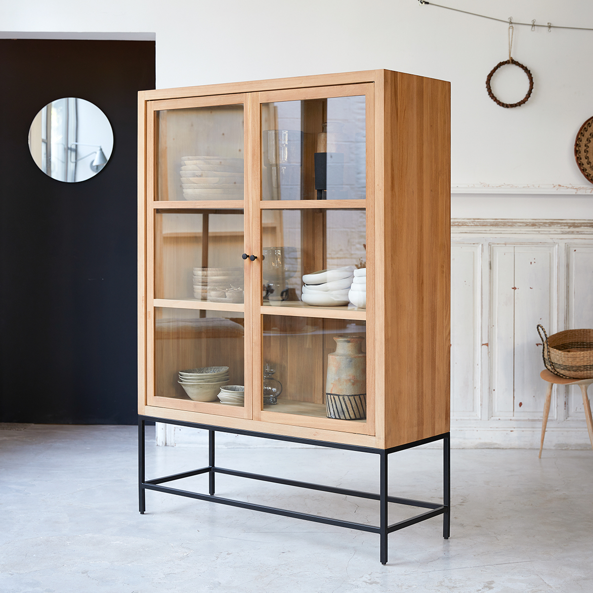 Vitrine haute en teck massif 120 Babeth Vitrine haute en teck massif 120 Babeth