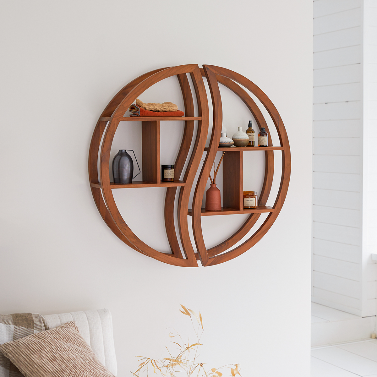 Wandregal aus massives Teakholz 100 Ying Yang Wandregal aus massives Teakholz 100 Ying Yang