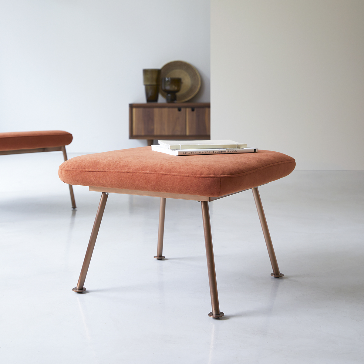Yutapi Sienna velvet stool Yutapi Sienna velvet stool